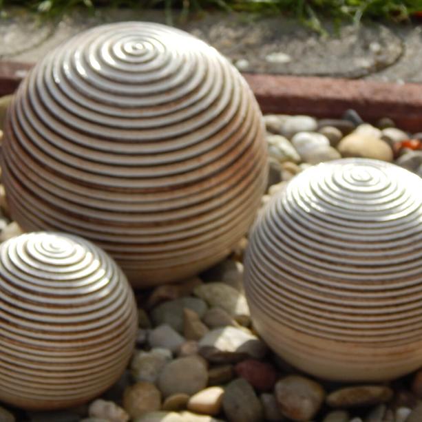 Einzigartige sandfarbene Urne fr Haustiere mit Lebensspirale  - Brevik