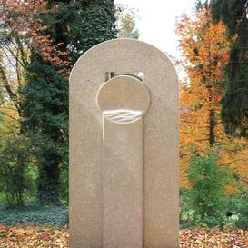 Auergewhnlicher Urnengrabstein vom Bildhauer - Classico