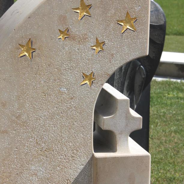 Schner Grabstein mit goldenen Sternen - Estrela