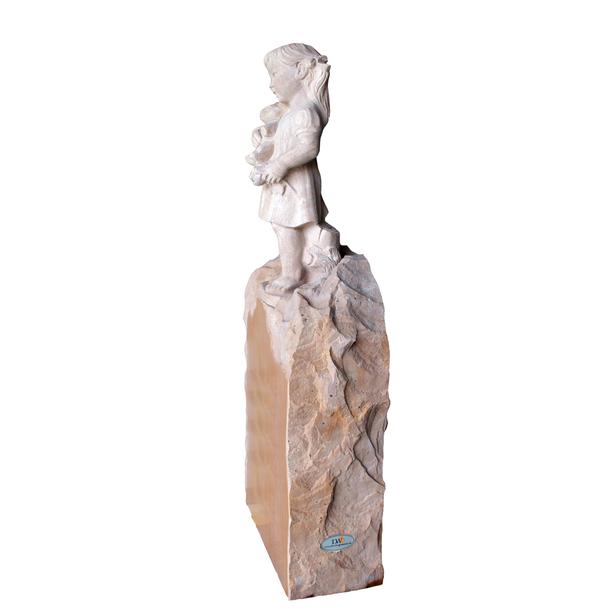 Schner Kindergrabstein Naturstein Skulptur mit Mdchen - Noemi